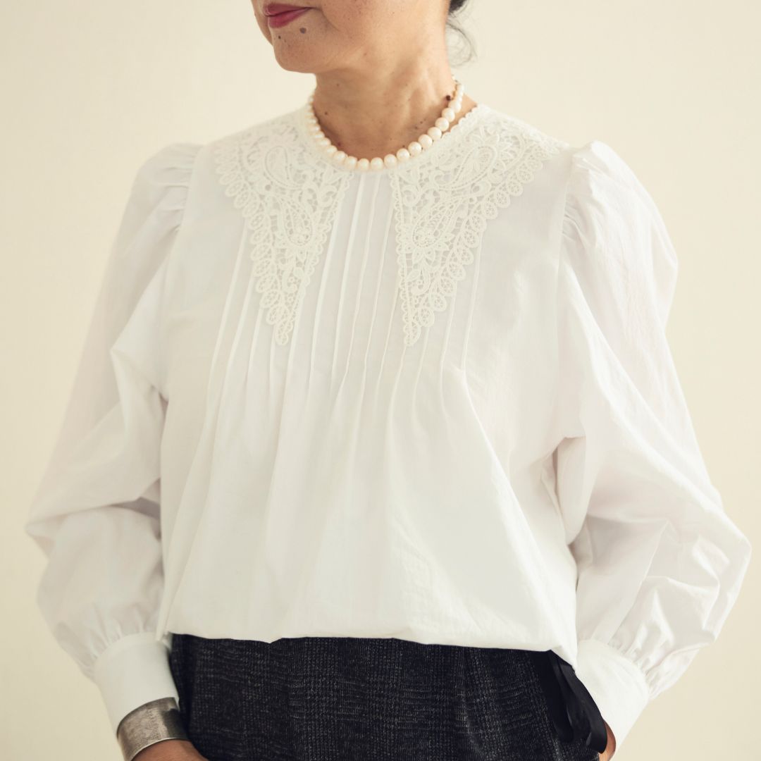 残りわずか】レース襟ブラウス | TOPS | ko by keiko.okamoto | 公式