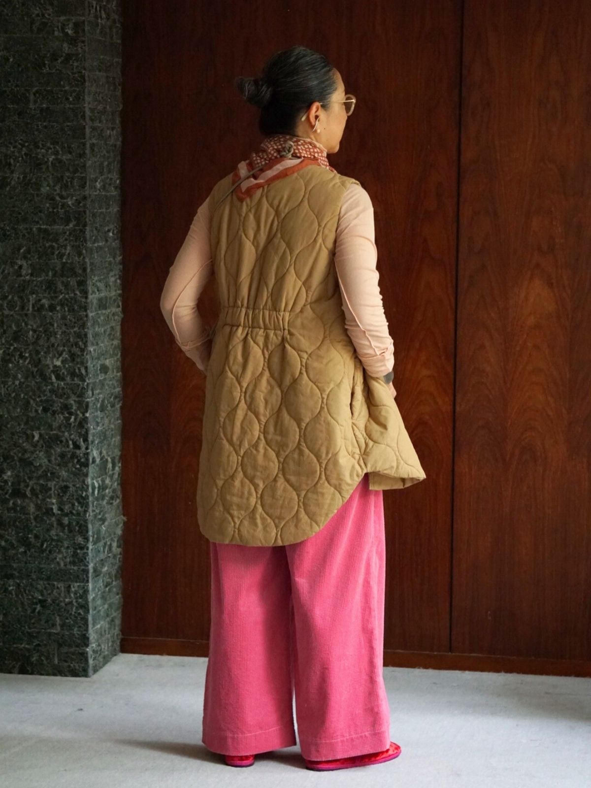 残りわずか】キルティングベスト ベージュ | OUTERS | ko by keiko