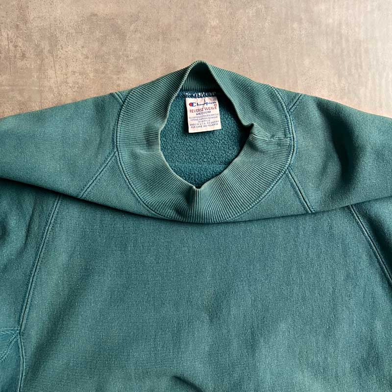 90'S CHAMPION Reverse Weave Raglan Moc Neck With Pocket