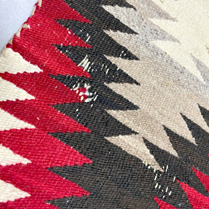 40s OLD NAVAJO HANDWOVEN TRIPLE CHEVRON DESIGH WOOL RUG 78×155