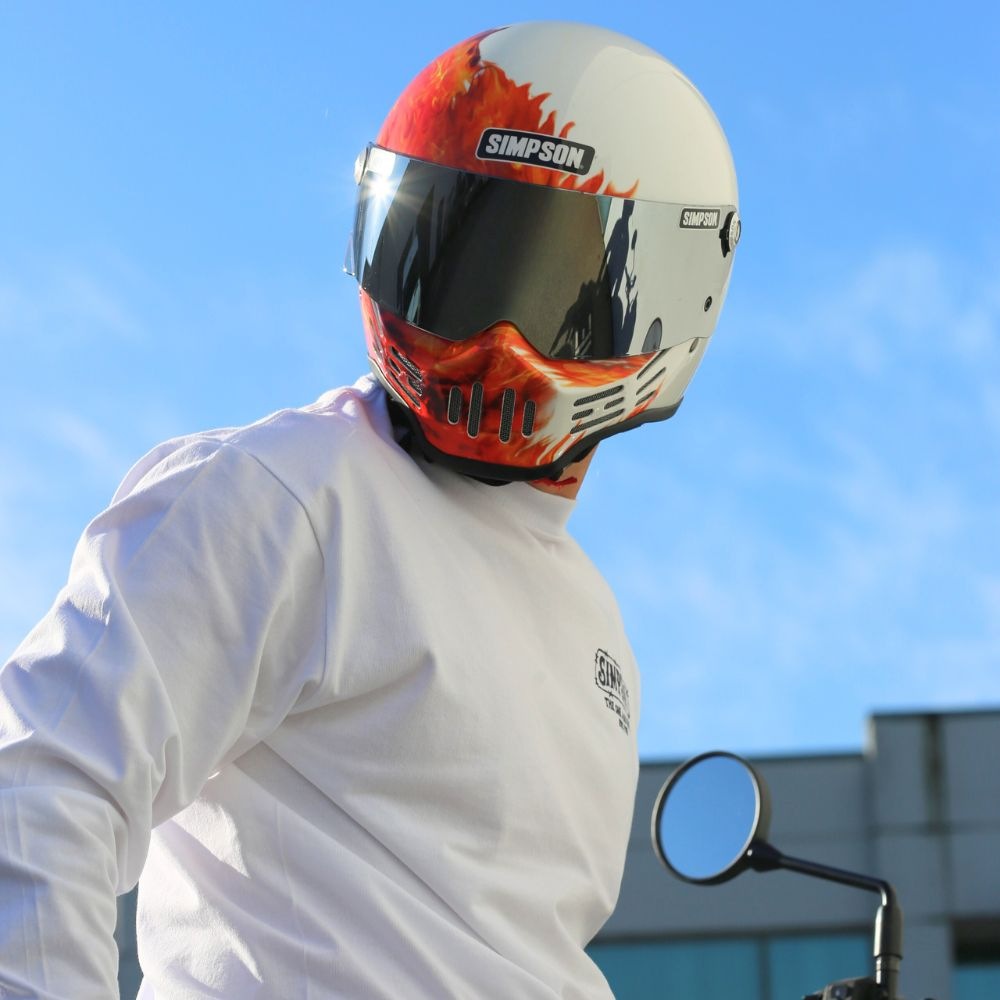 SIMPSON M30 フレアホワイト | SIMPSONヘルメット公認オンラインストア