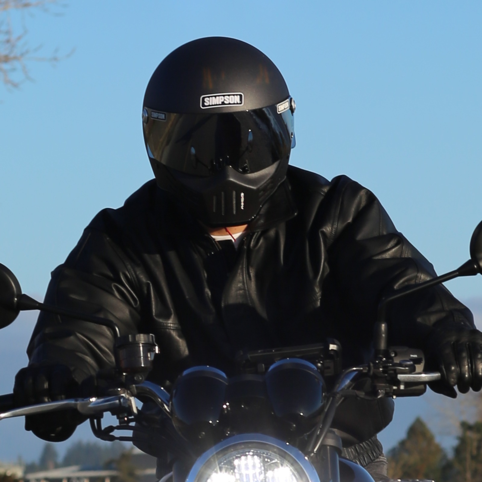 SIMPSON M30 ストーンブラック | SIMPSONヘルメット公認オンラインストア