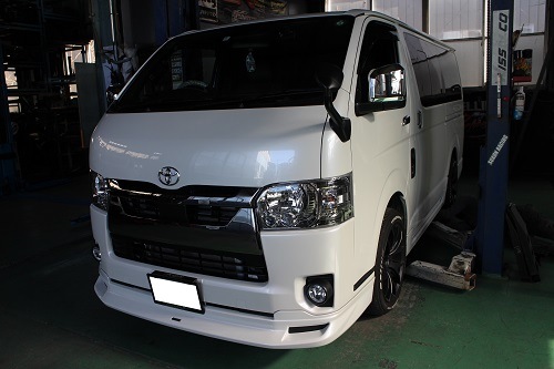 トヨタ 200系ハイエース ワンオフマフラー 【型式：－】 | ワンオフ