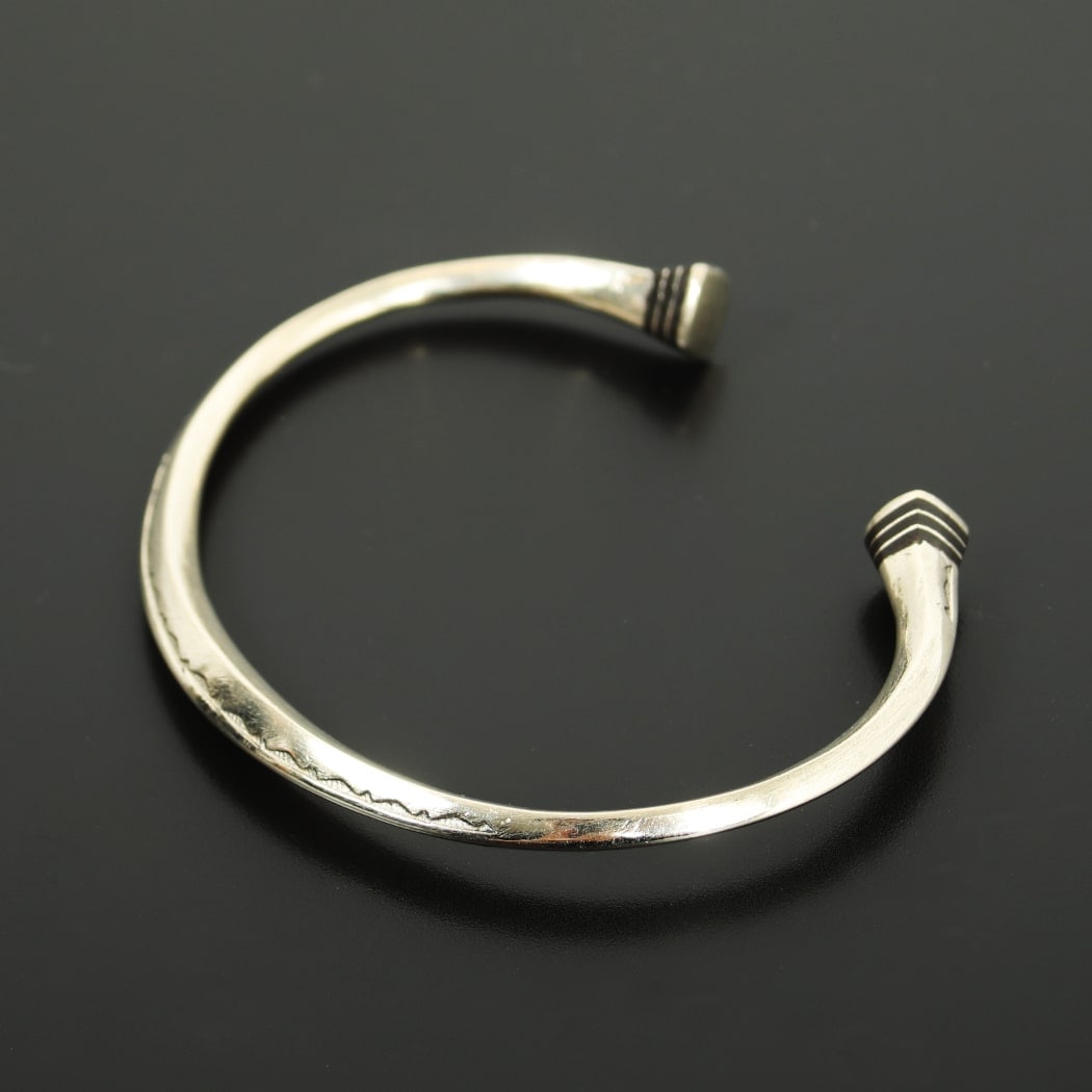 TOUAREG トゥアレグ メタルアクセサリー エボニーウッド バングル