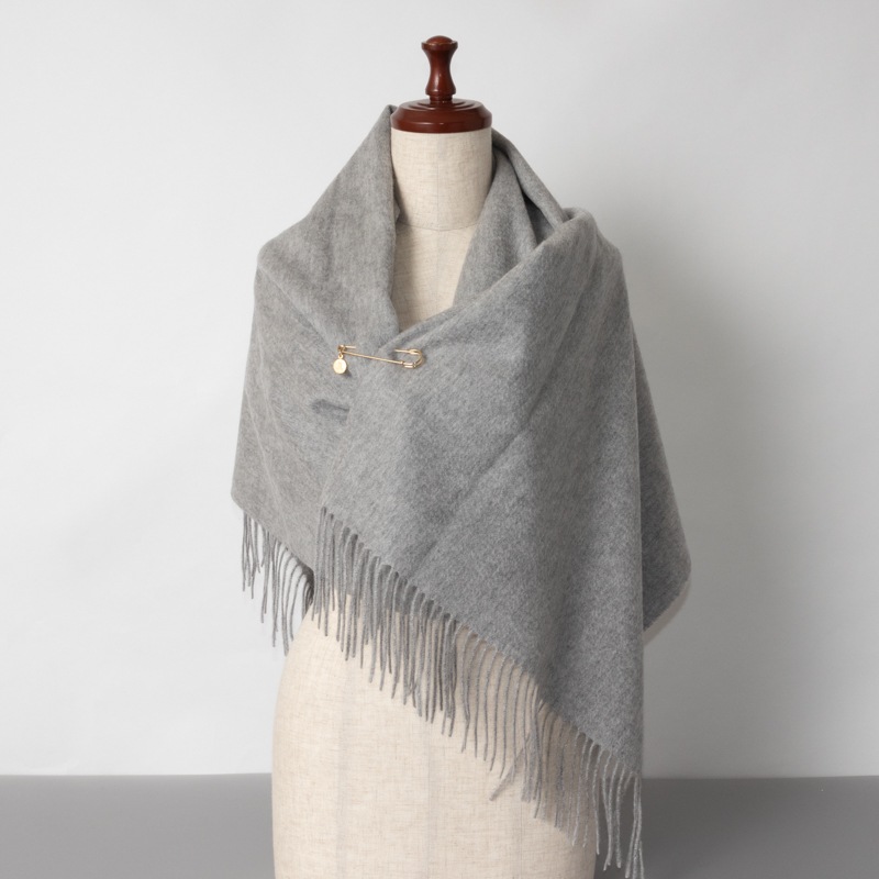 LANVIN COLLECTION（ランバン コレクション） 】 チャーム付きストール