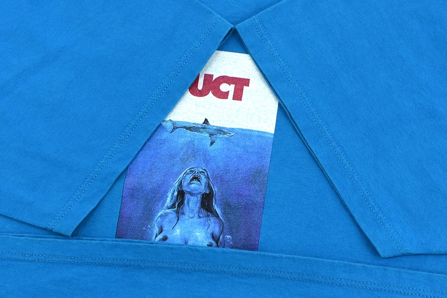 90's～ FUCT ''JAWS'' パロディプリント Tシャツ スカイブルー 表記(XL