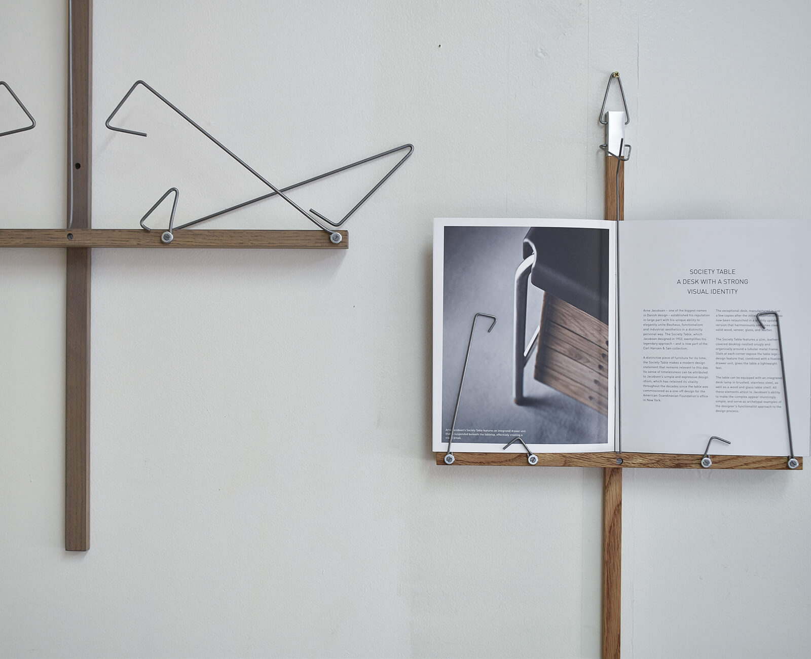 book on the wall / chikuni｜ CATAWARA（カタワラ）