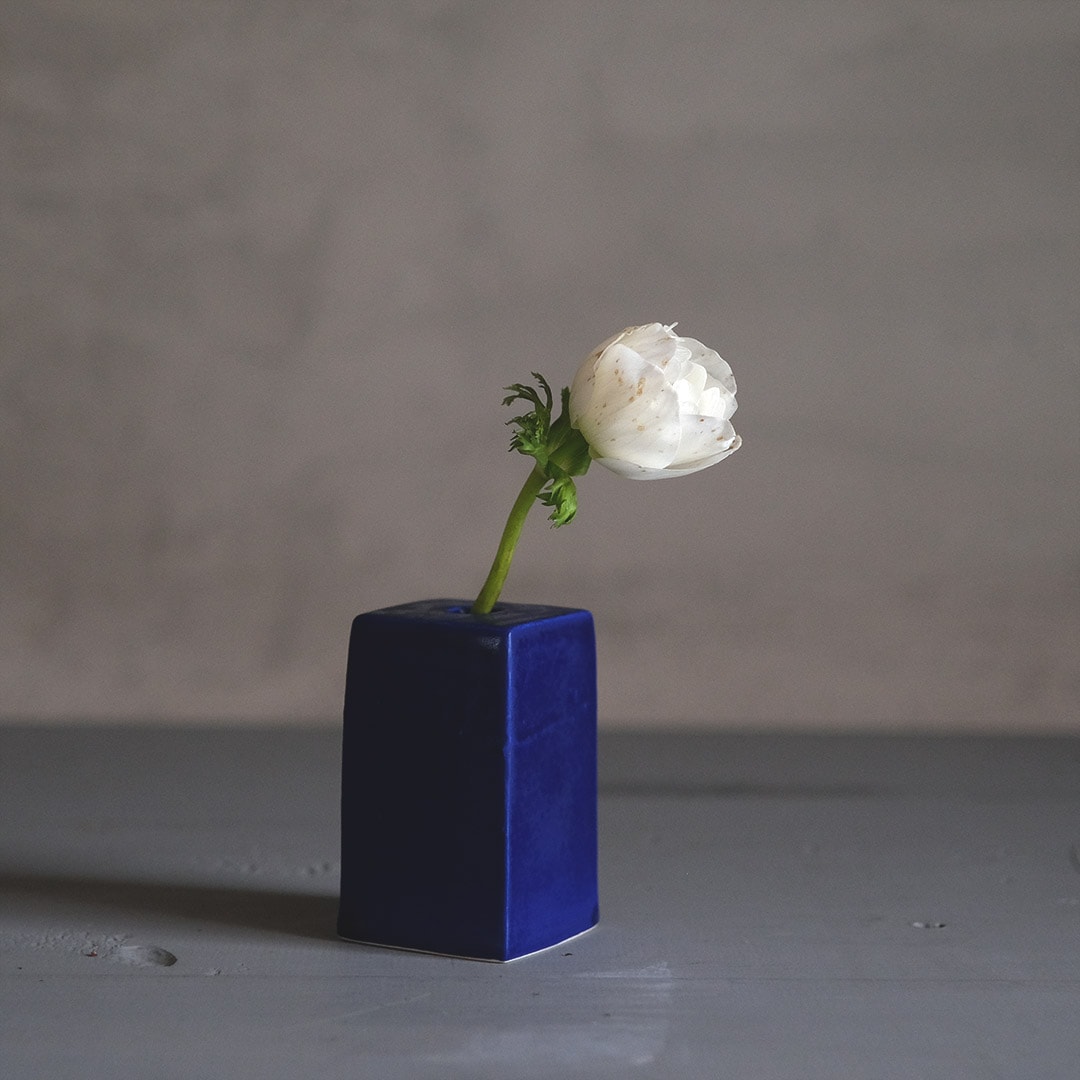 花入/角筒型/青マット | mahofish | 糸島くらし×ここのき 公式通販サイト