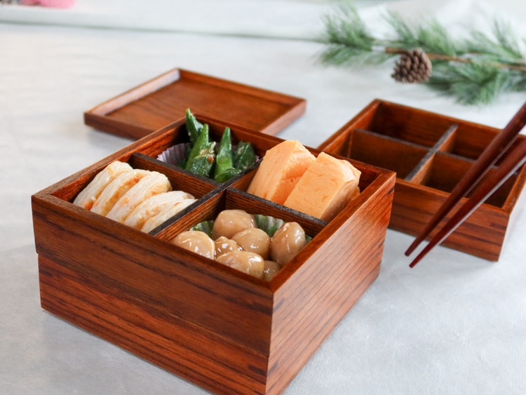家族団らんのいつも側に。うるし塗りの三段重箱 | すべての商品 | 木の