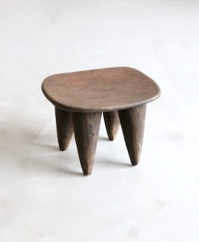 African Crafts (アフリカ工芸品) “セヌフォ族のスツール - LIGHT