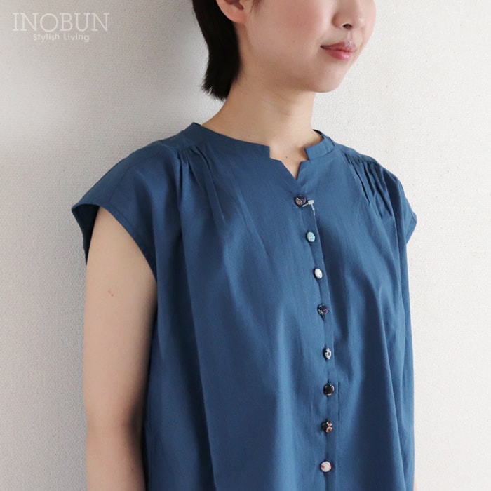 再入荷予定なし】Parkes リバティくるみ釦 フレンチスリーブブラウス