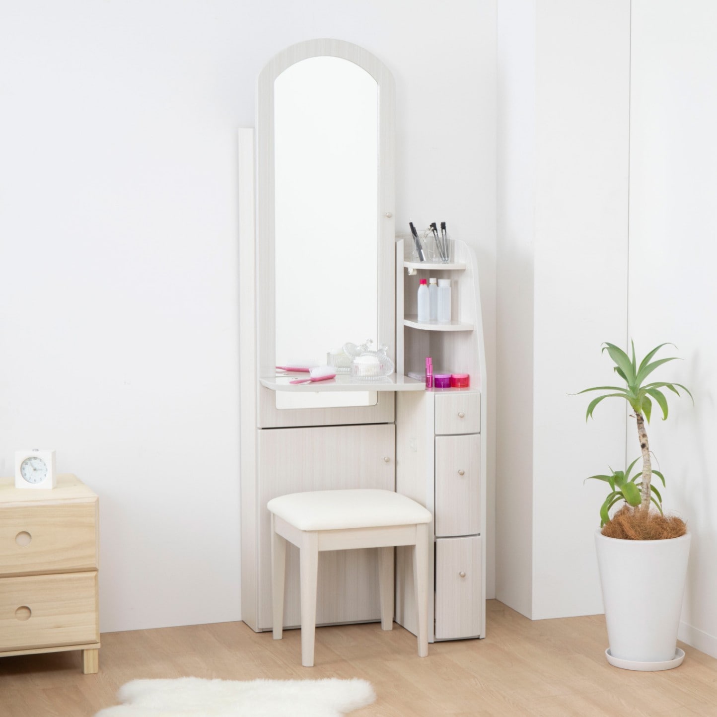 大人気❣️ドレッサー⭐️丸鏡 40奥行き x 60幅 x 119高さ ホワイト