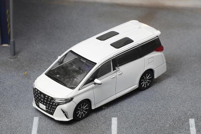 新品 LL-041-182 DCT 1/64 トヨタ アルファード Toyota Alphard White