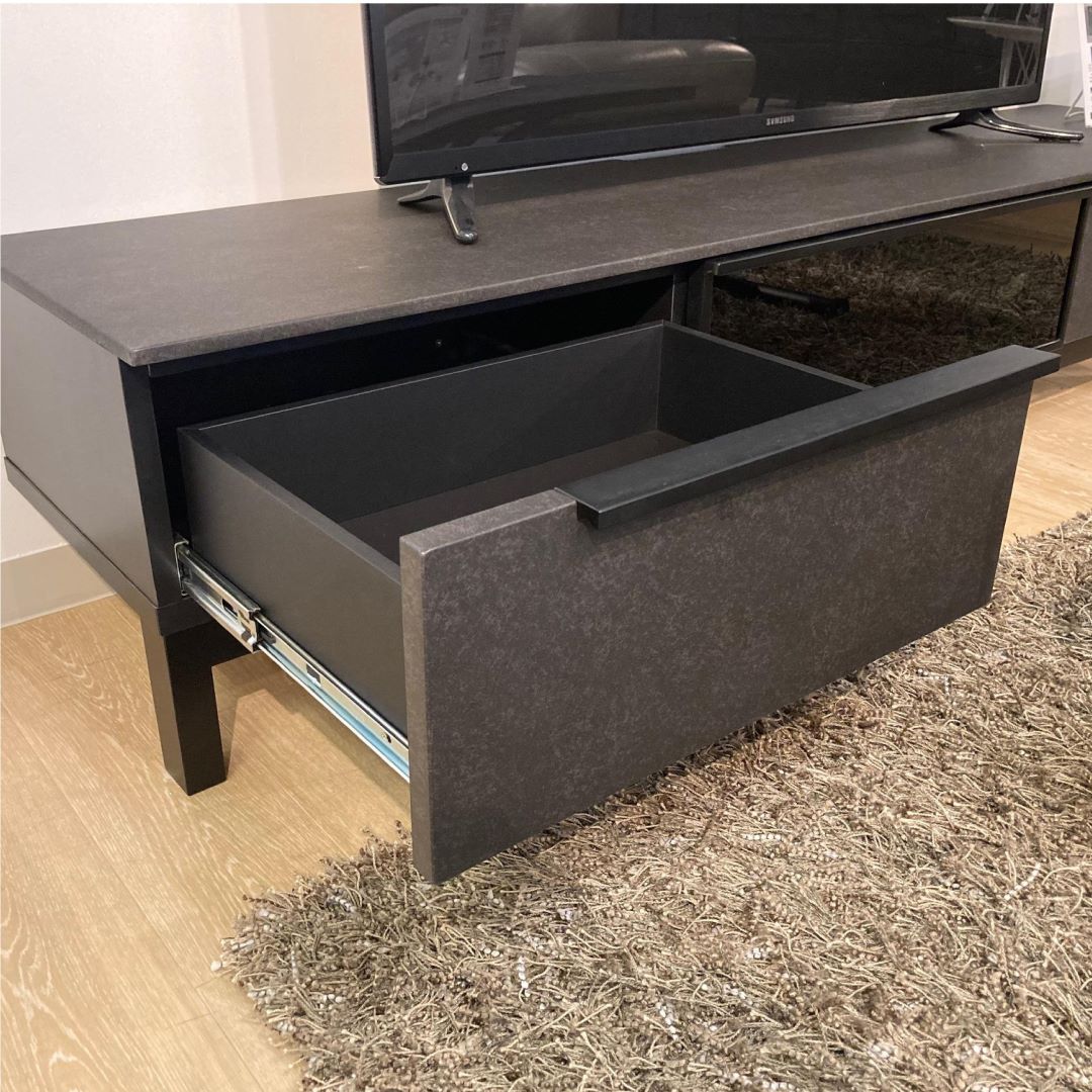 TVボード サザビー 幅150・180/高さ130cm セラミック柄 | テレビボード