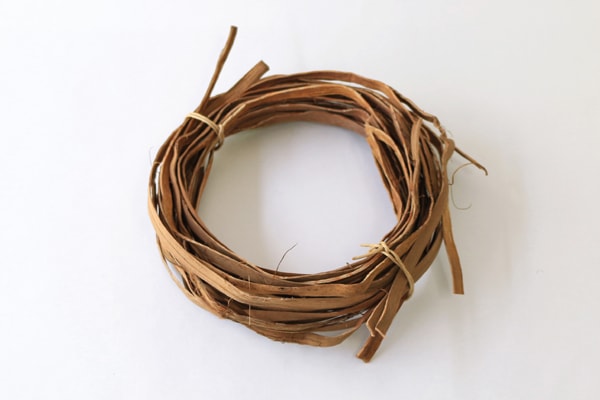 やまぶどうひご10本組み (約)長さ60～70cm (約)幅8mm | 手作り部材