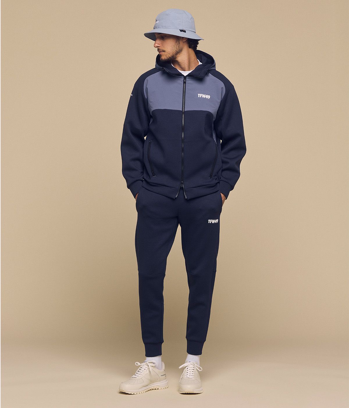 TFW49 / T072510002 / CARDBOAD MATELIAL JOGGER PANTS (4色) / UNISEX