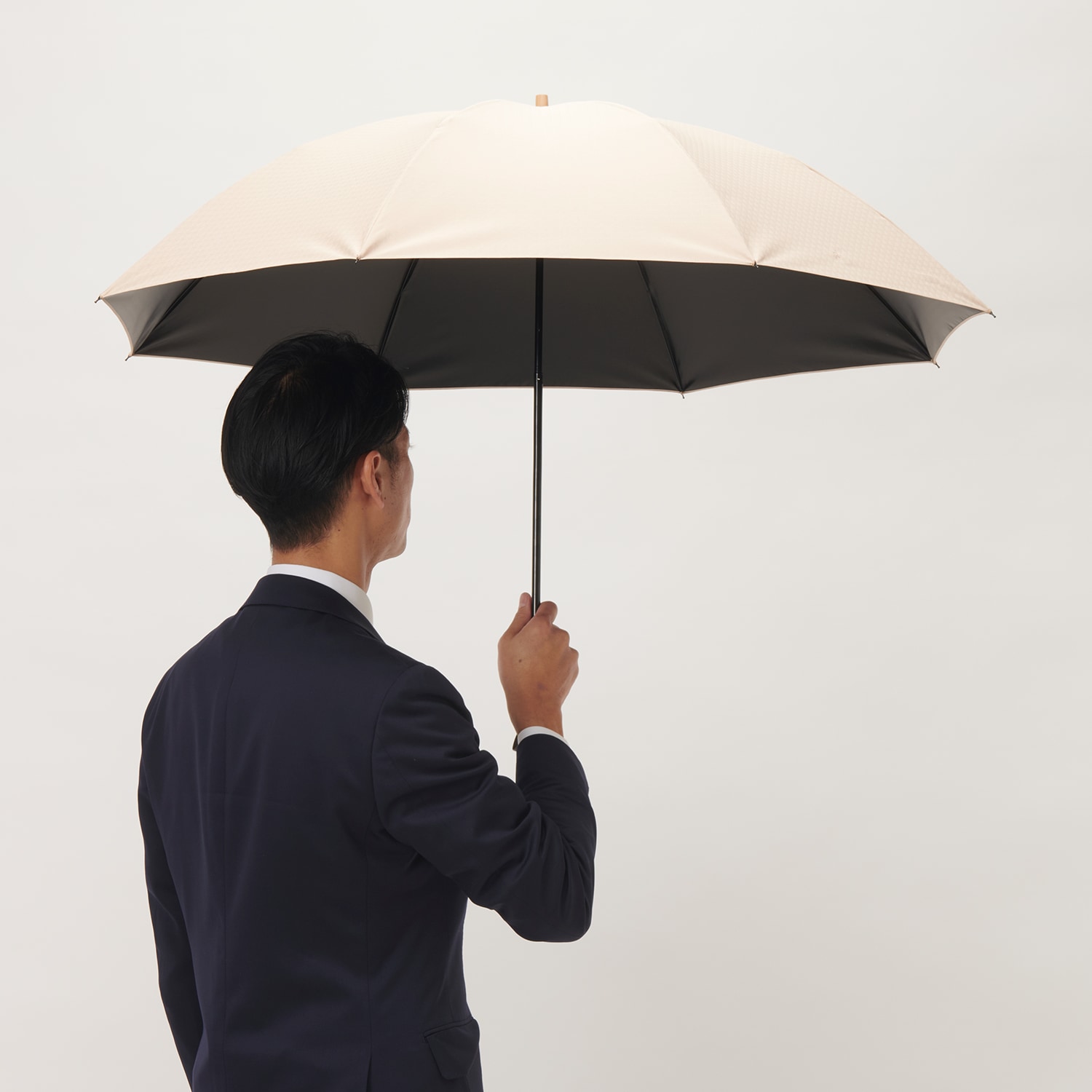 メンズ晴雨兼用傘】一級遮光キューブ-58cm折りたたみ-ベージュ｜トンボ