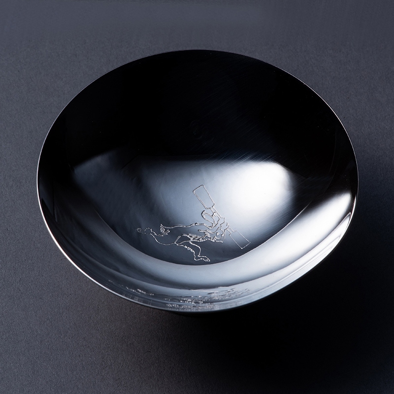 純銀 玉盃2寸 「うさぎのつき」 | 銀製品,酒器 | 森銀器製作所公式