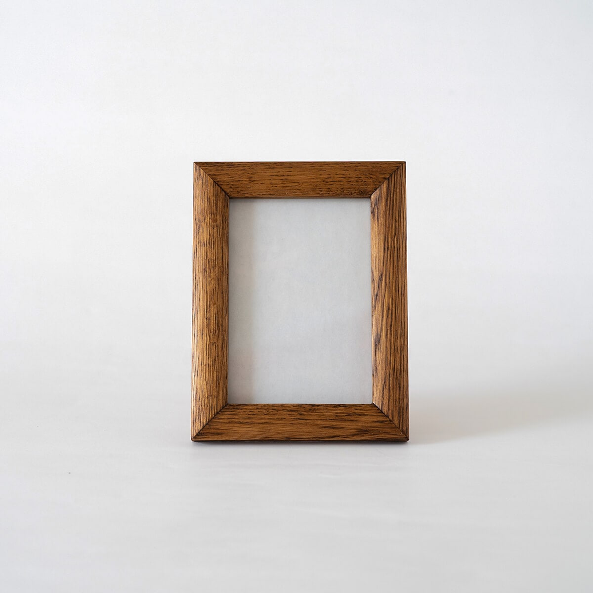 クラシックフレーム L判 【無垢のナラ材を使い、木組みの伝統工法を