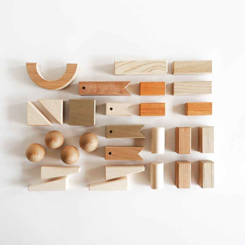 節句のつみき 【知育玩具としてお薦め、出産御祝にも喜ばれる木の