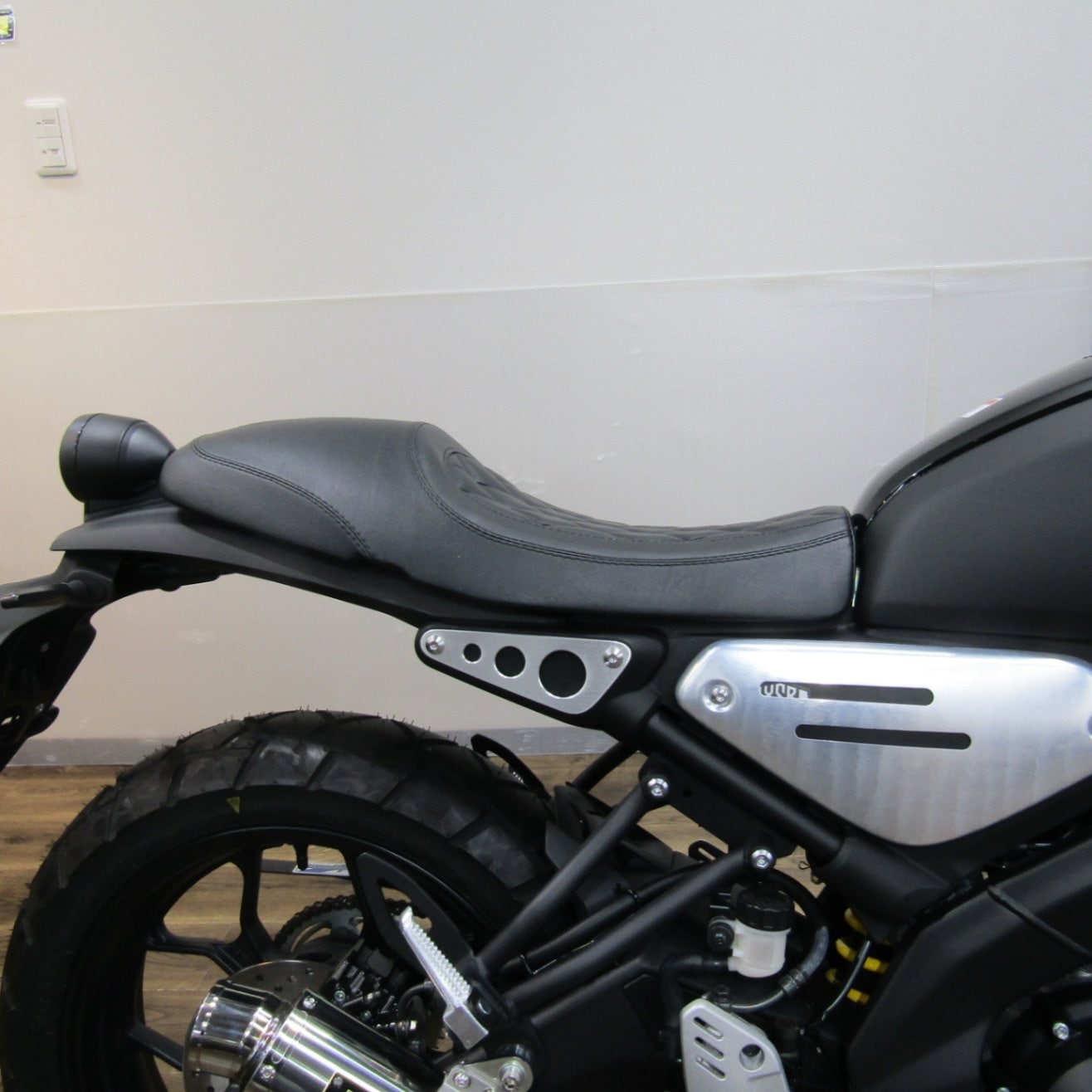 XSR155 シングルシート B1V-F4730-M2-BL-F4@ | YAMAHA,XSR155