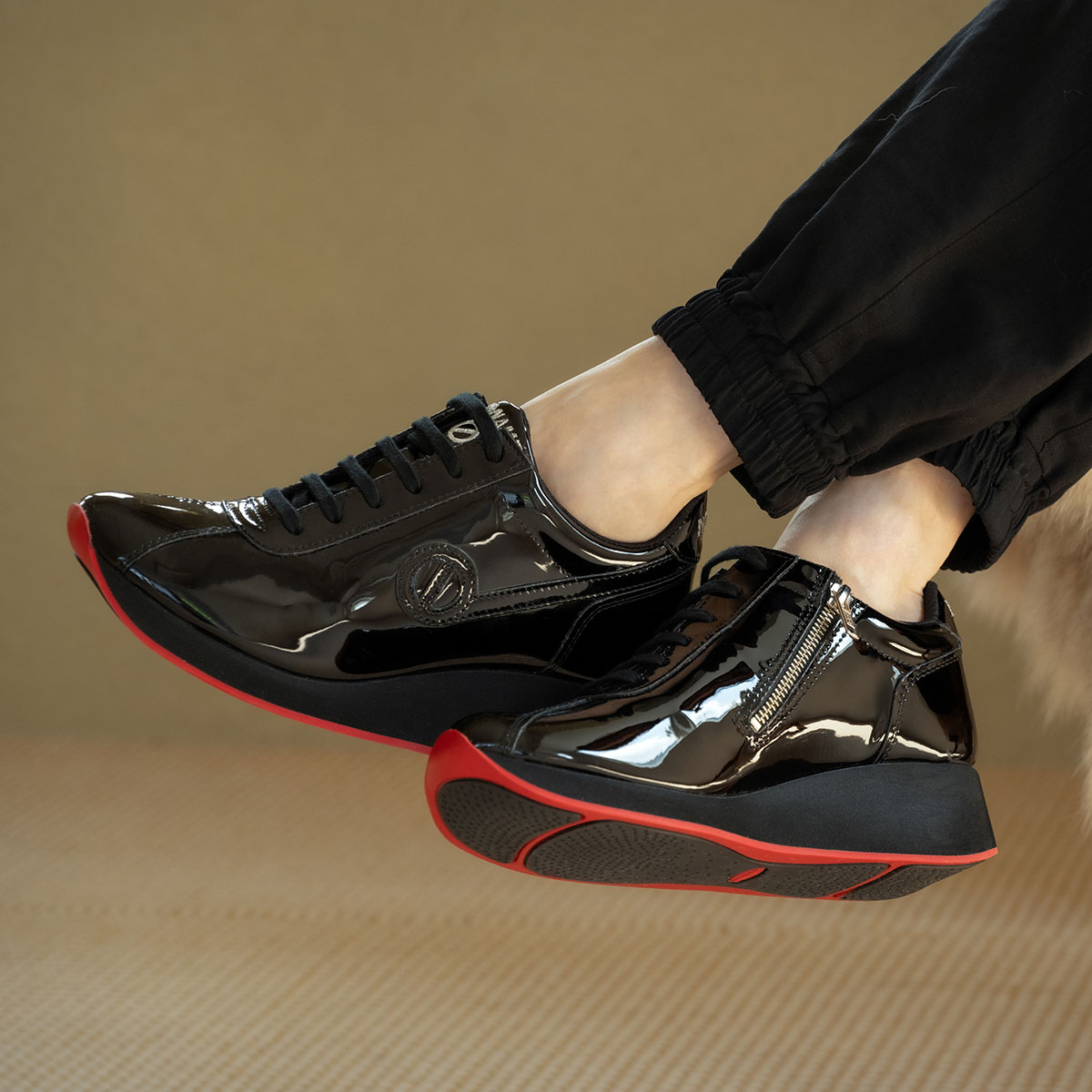 柏木由紀子さんコラボ】NO NAME ノーネーム SPEED-52911-BLACK/RED