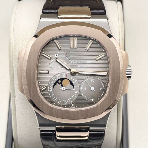 パテックフィリップ ノーチラス 5712/1A-001 ブルー 40mm ｜ 商品状態