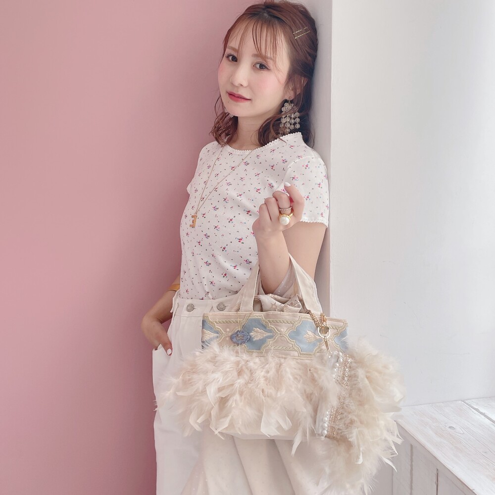 トート Creamy Rococo | BAG,♡Fluffyシリーズ【フェザー】♡