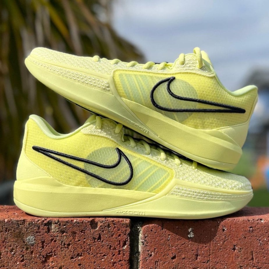 NIKE SABRINA 1 'LUMINOUS GREEN' ナイキ サブリナ 1 ウィメンズ