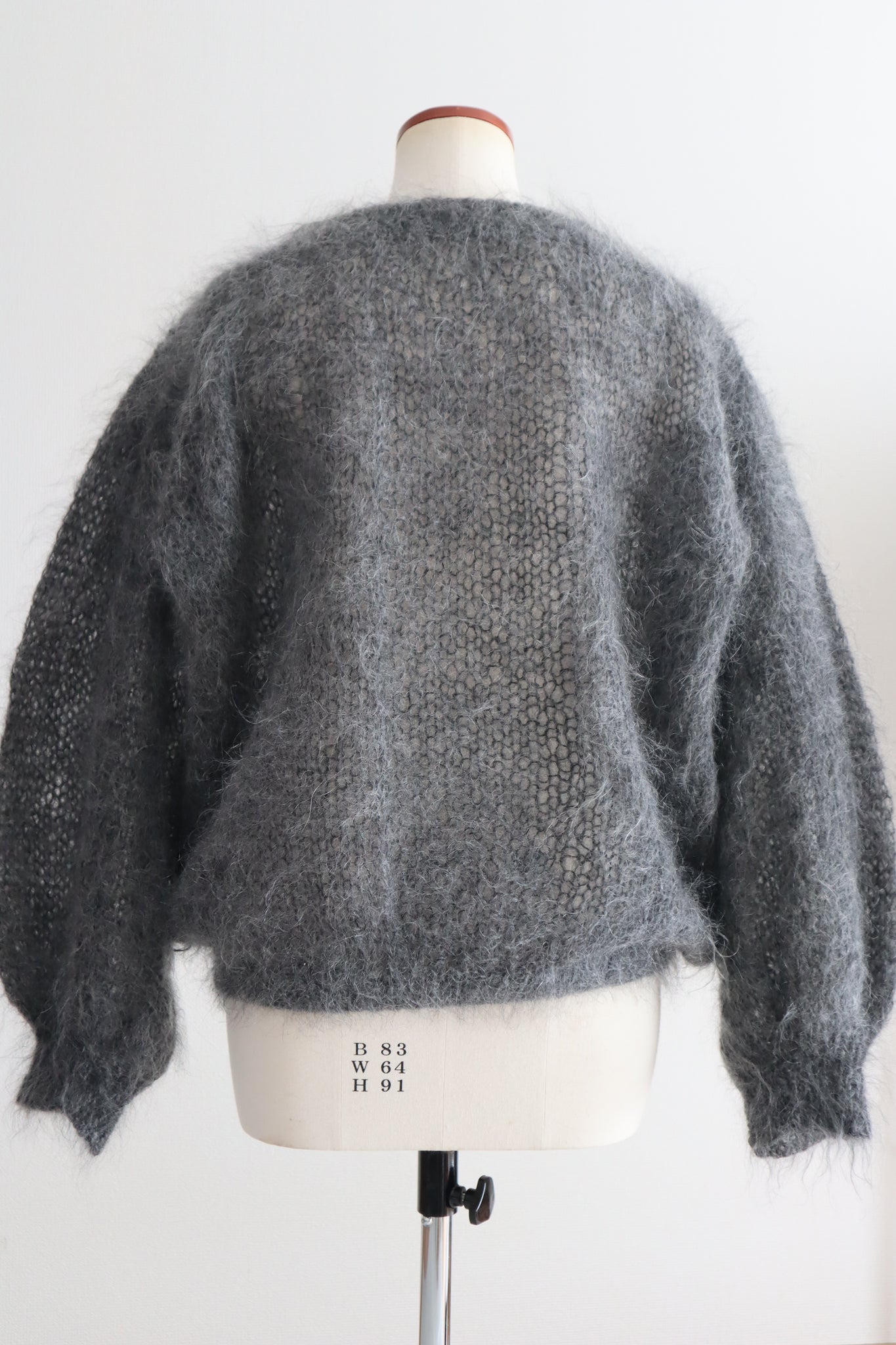 80s Hand Knit Charcoal Gray Mohair Sweater – makky