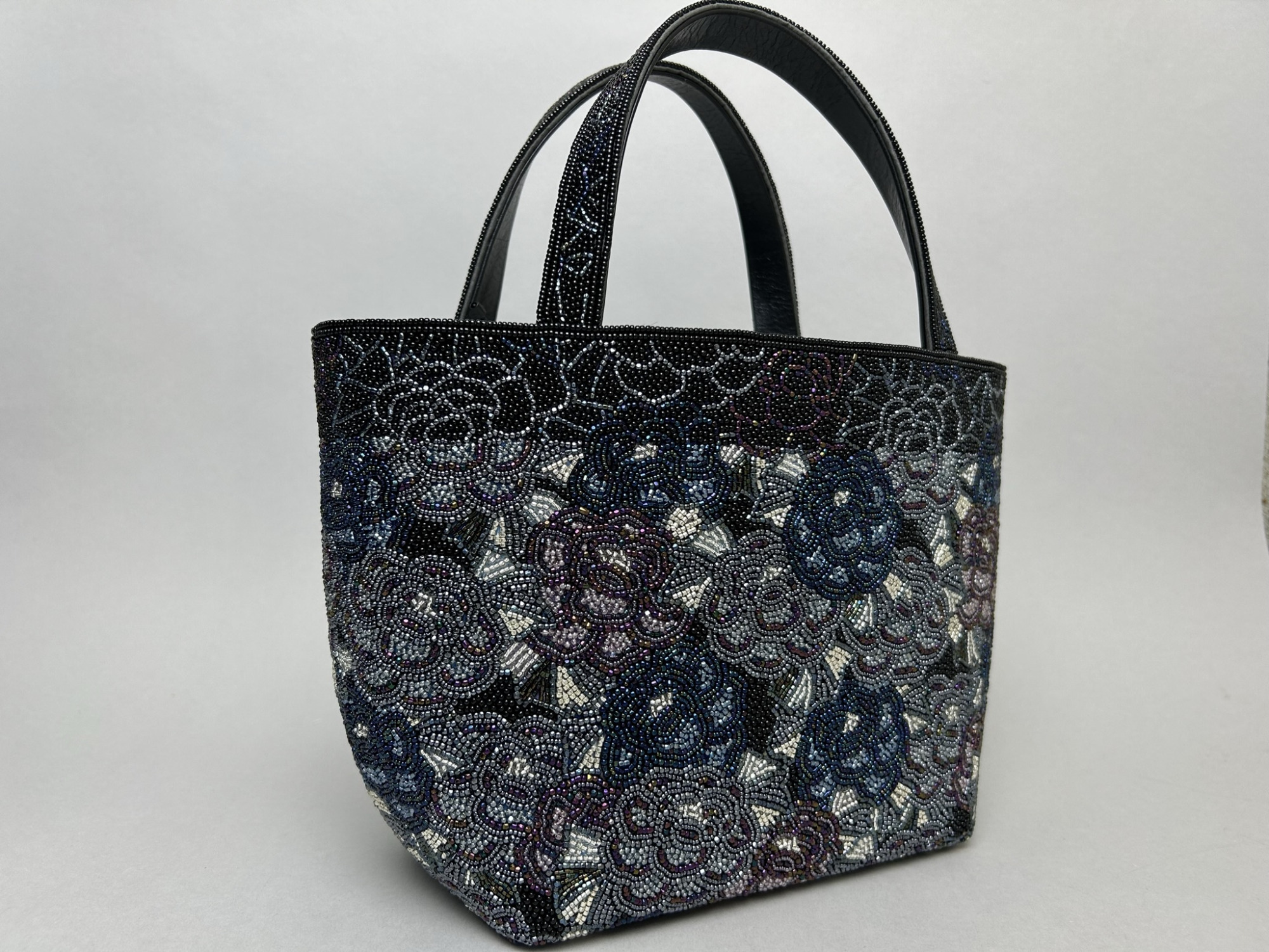 千葉の伝統的工芸品ビーズ細工を作っている柏ビーズとは？作成工程や