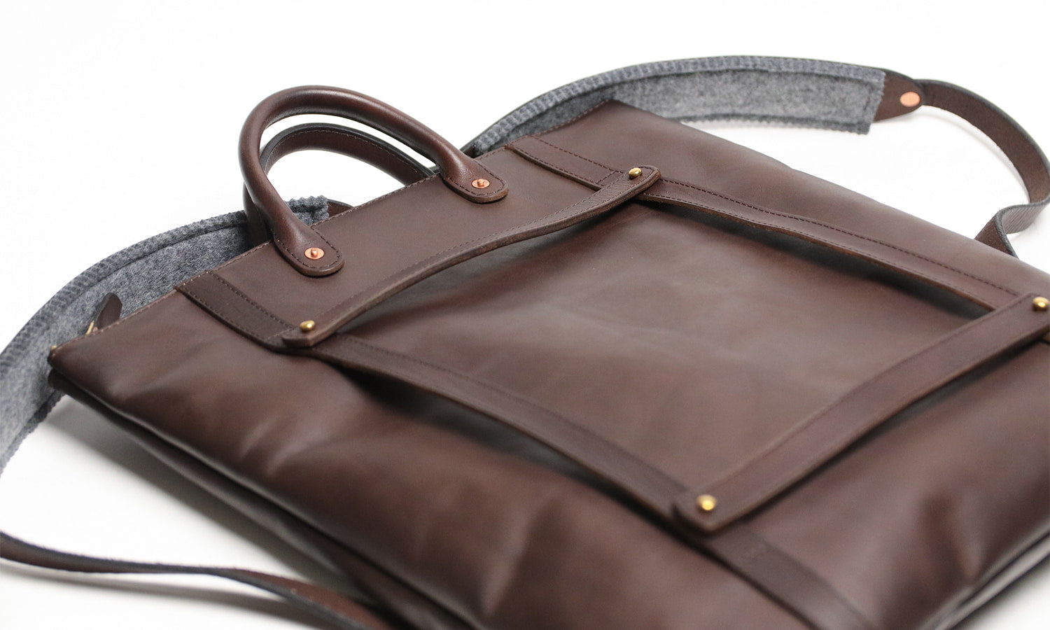 vasco / LEATHER HELMET 2WAY BAG