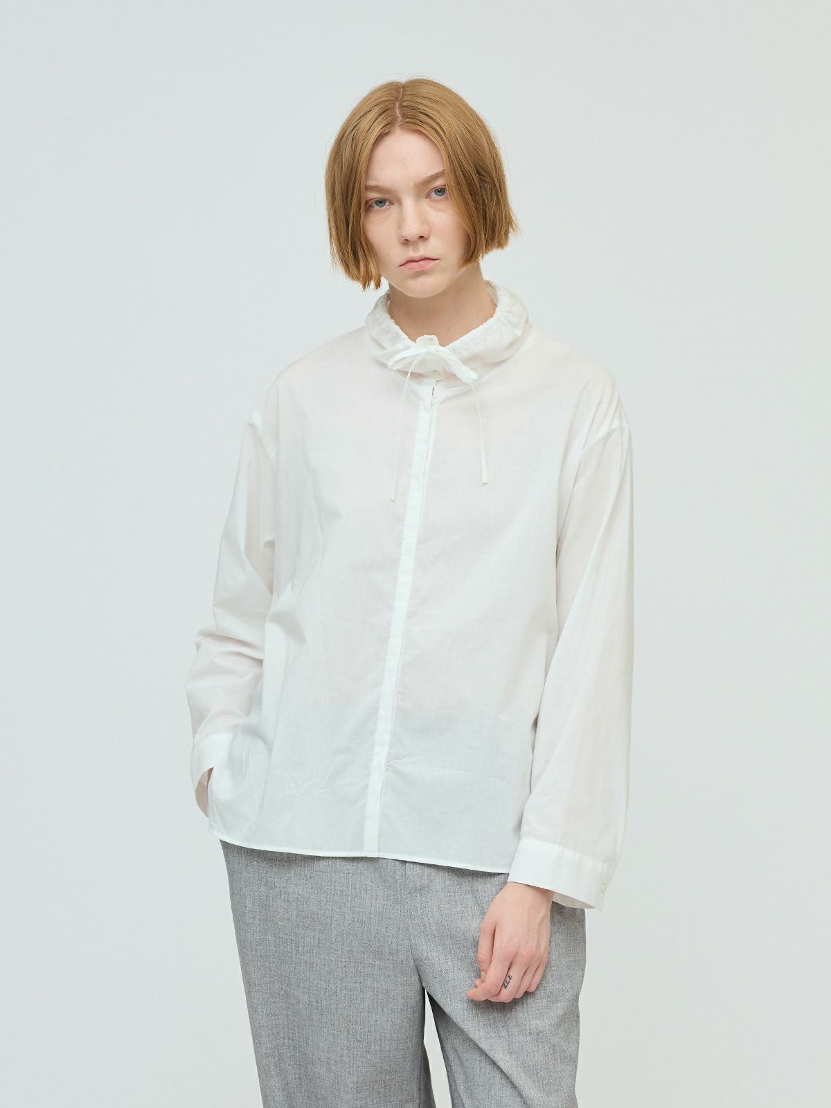 mizuiro ind ギャザースタンドカラーシャツ｜ MARcourt ONLINE STORE