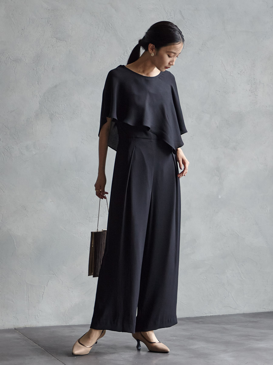 ケープ付ストレートパンツオールインワン(M ブラック): AIMER | エメ