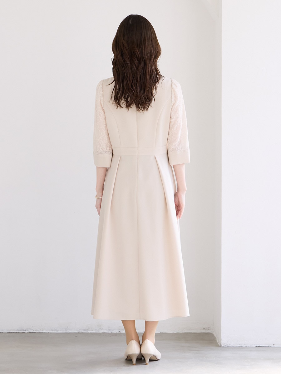 レース袖×ウエストタックフィット＆フレアワンピース(M ベージュ