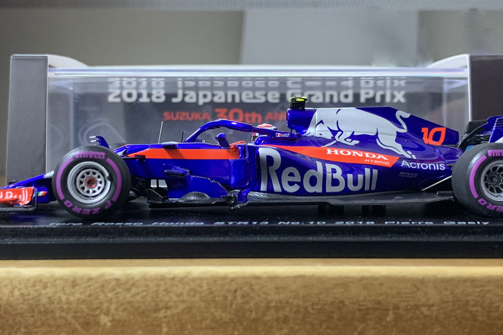 F1物欲番長】『トロロッソ・ホンダSTR13ミニカー』で大満足の巻 – F1LIFE