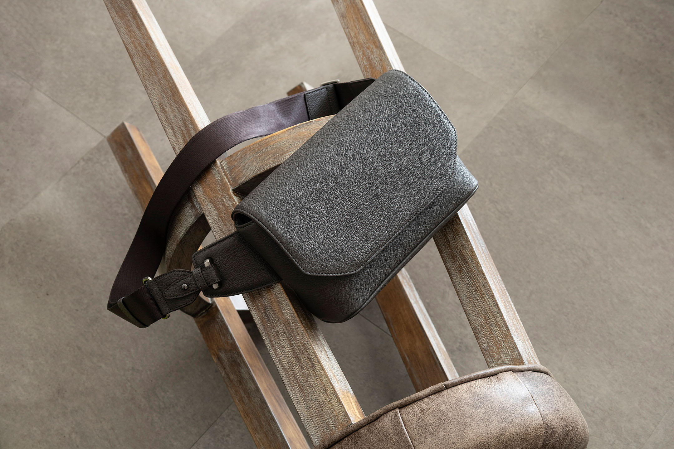 シェーブル ボディバッグ“Liberty” | 大人のバッグ・財布・ ボディ