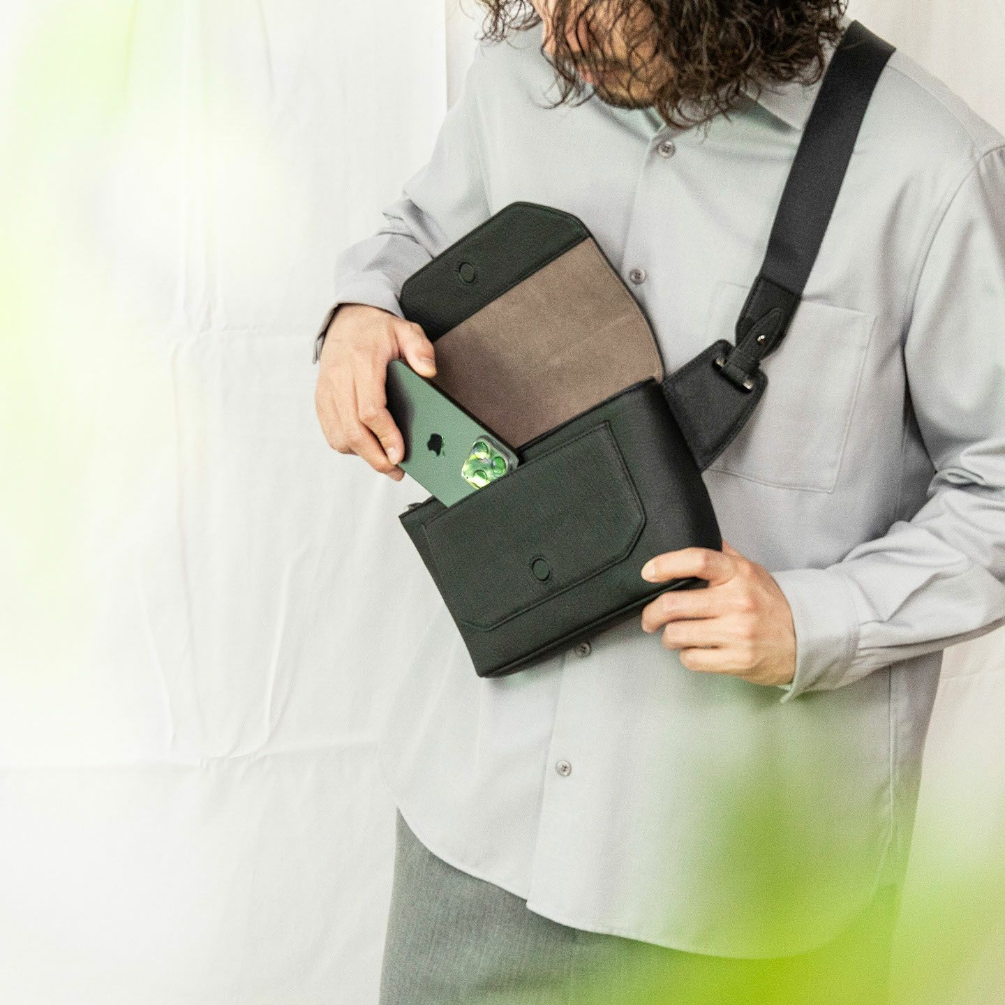 ボディバッグ“Liberty” | 大人のバッグ・財布・ ボディバッグ など拘り