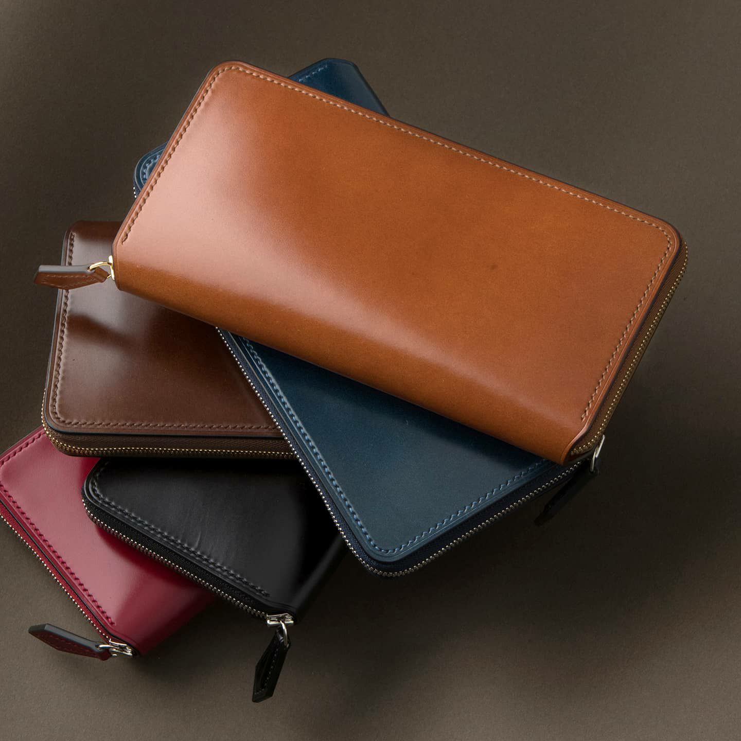 アニリン染めコードバン ラウンドジップ長財布 | 大人のバッグ・財布