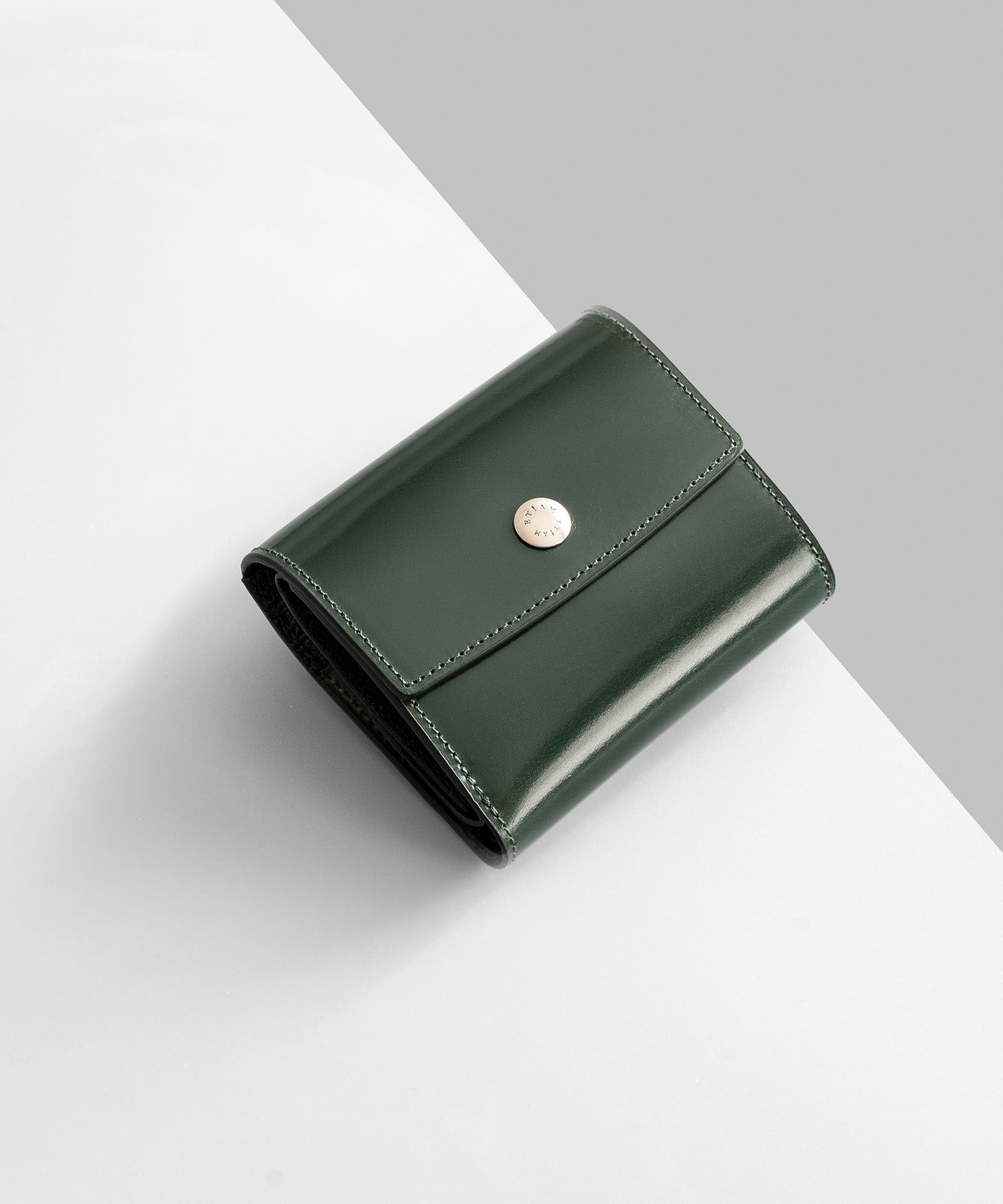 シェルコードバン 三つ折り財布 “Prior” | 大人のバッグ・財布・ ミニ