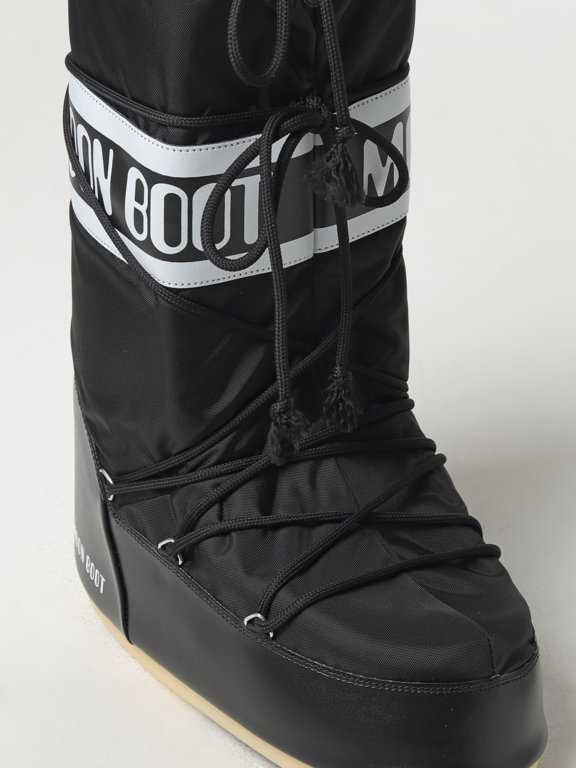 Moon Boot シューズ メンズ - ブラック | 14004400 | GIGLIO.COM