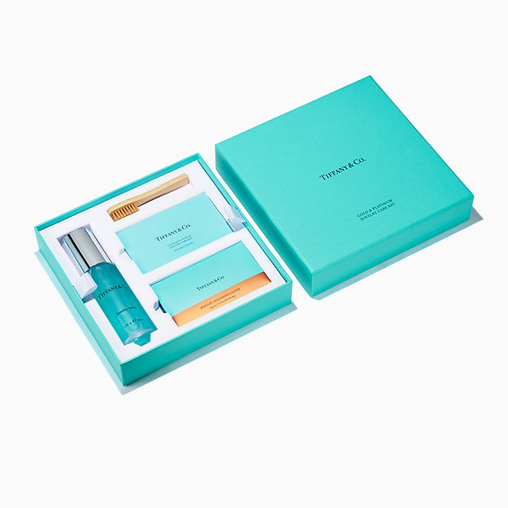 ジュエリーのクリーニングによるお手入れと修理 | Tiffany & Co.