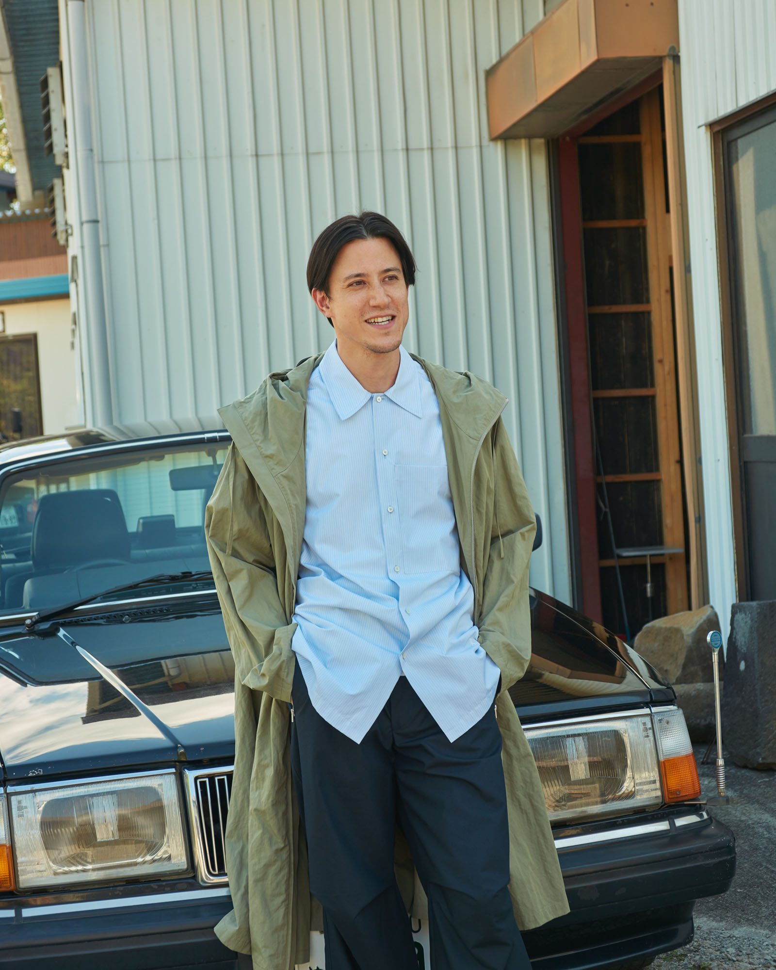 ジル サンダー「7 DAYS SHIRTS」が寄り添う、ある家族の暮らし