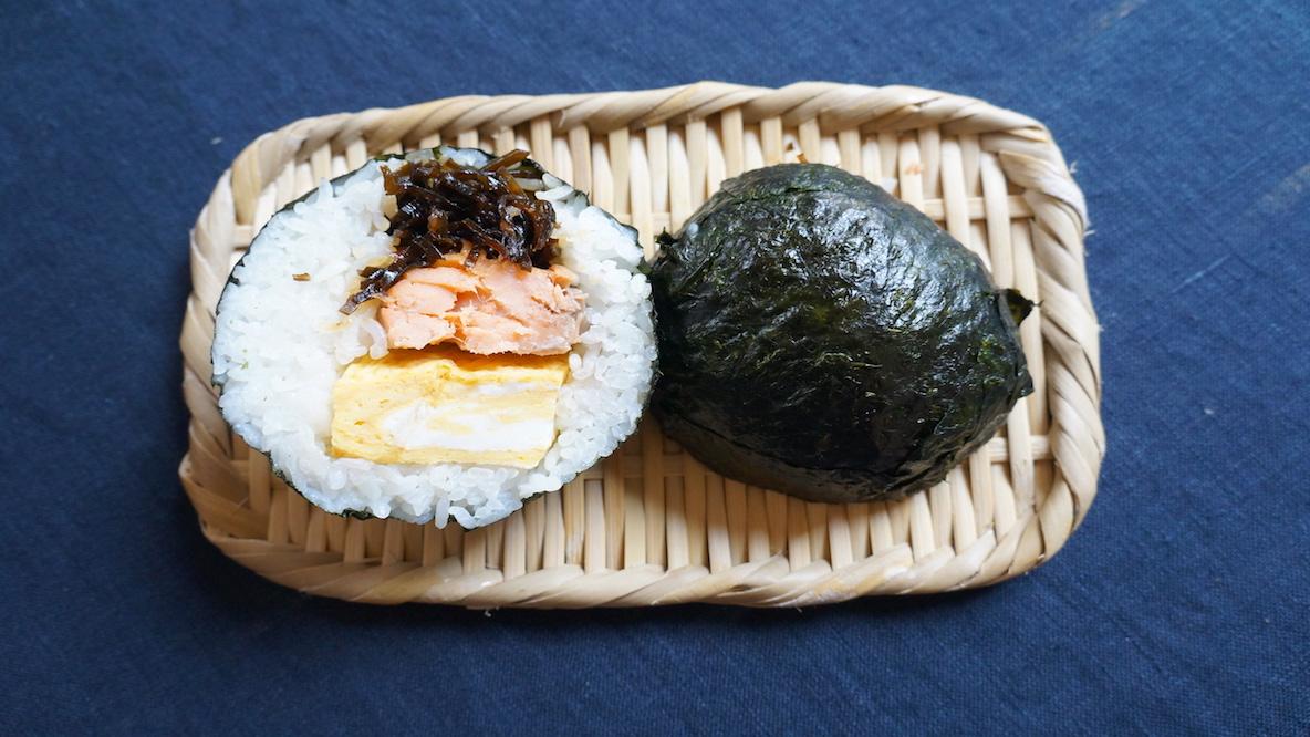 具だくさん！爆弾おにぎりの超カンタンレシピを紹介。秘密のアイテムを
