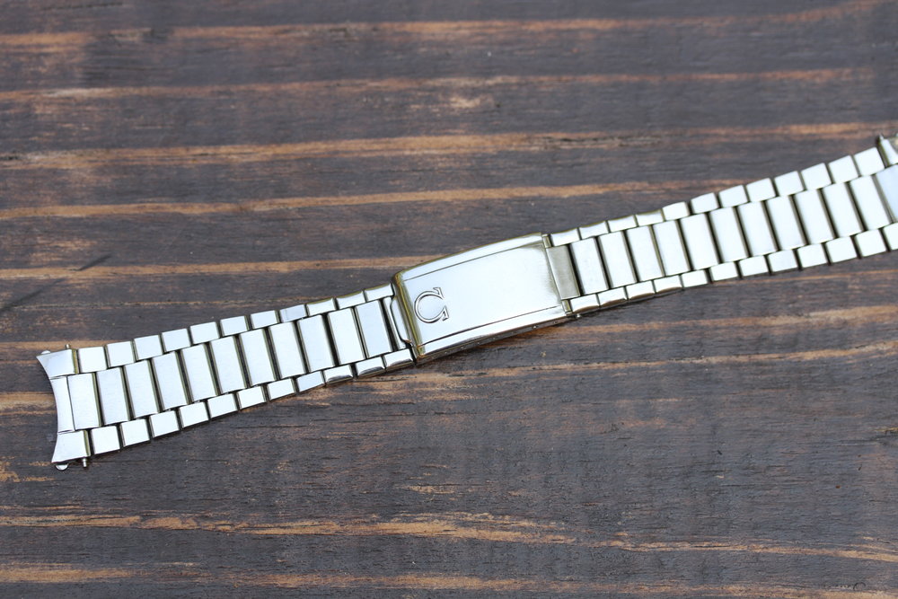 1968 Omega Speedmaster/Seamaster ref. 1039 Bracelet, 516 ends