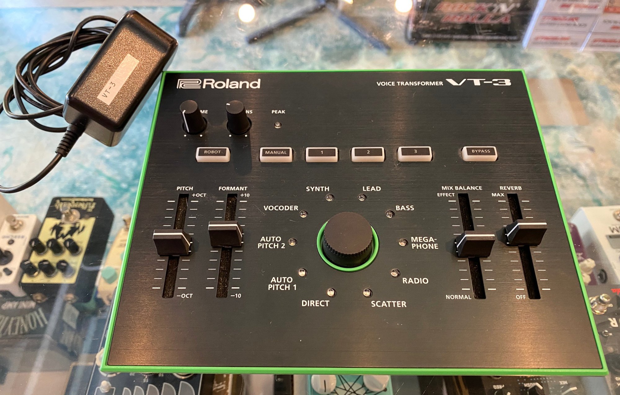Roland VT-3 Voice Transformer w/ power supply