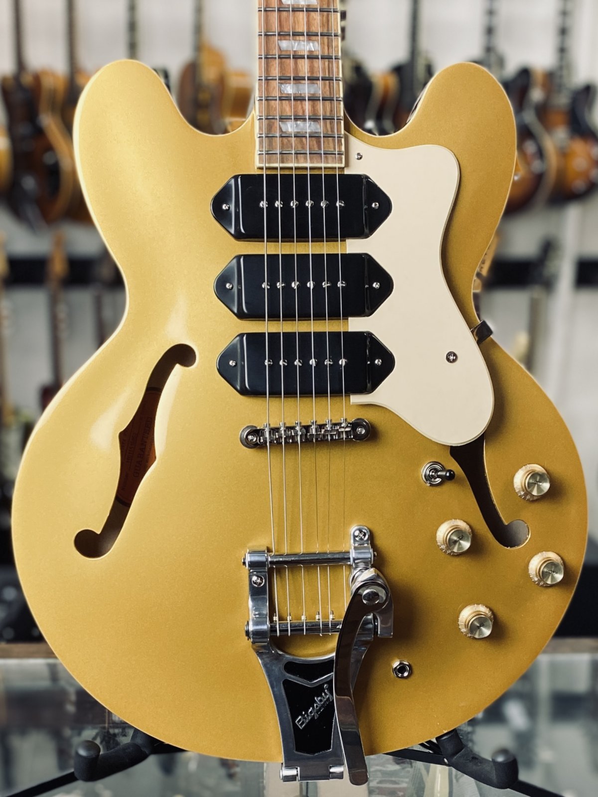 2019 Epiphone Riviera P93 MG Metallic Gold Semi-Hollowbody