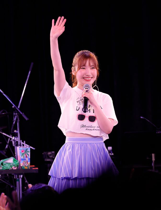 内田彩 約1年半ぶりにワンマンライブを開催。バンドやオーディエンスと