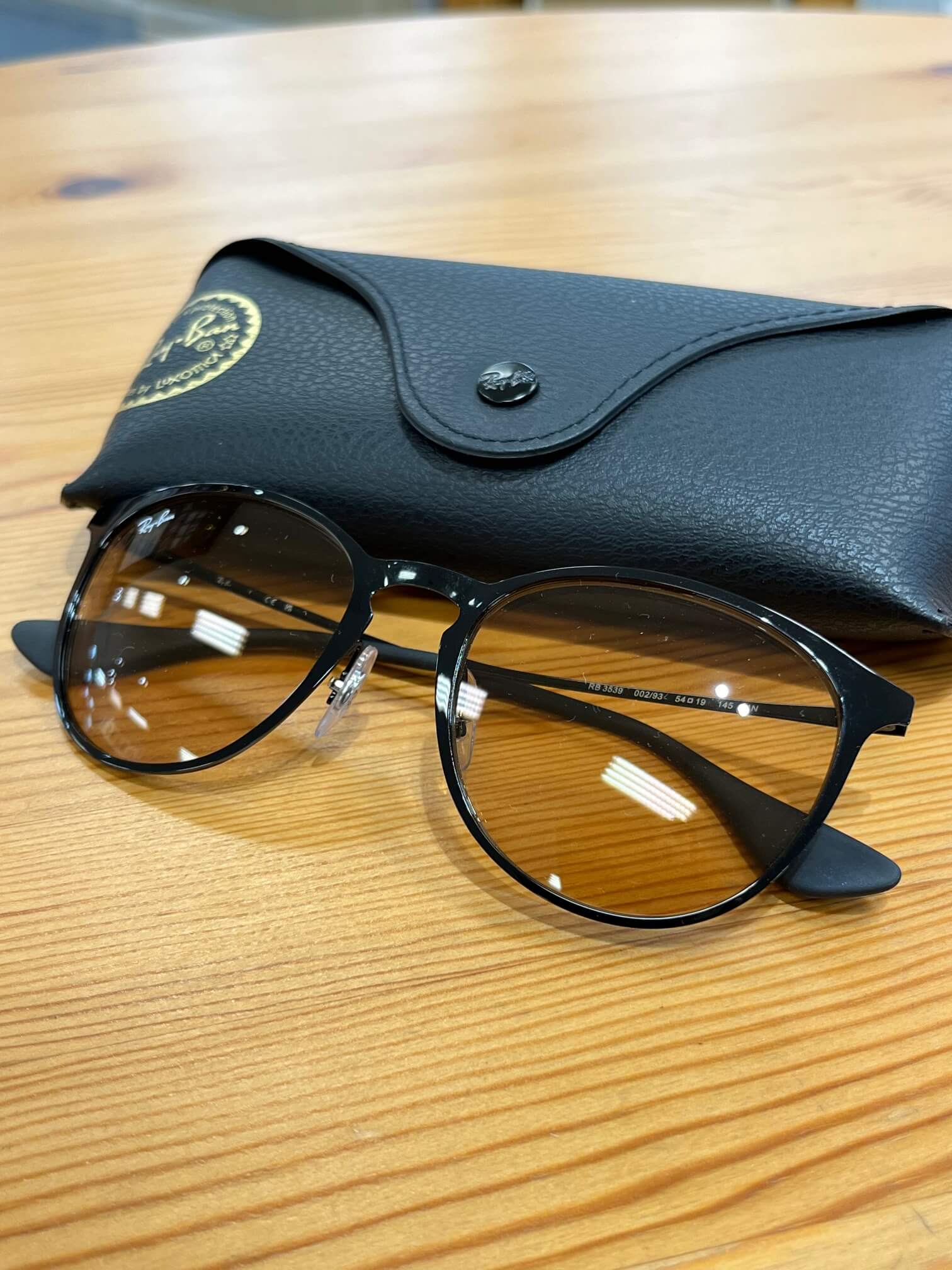 レイバン エリカメタルサングラス RB3539の魅力とおすすめポイント