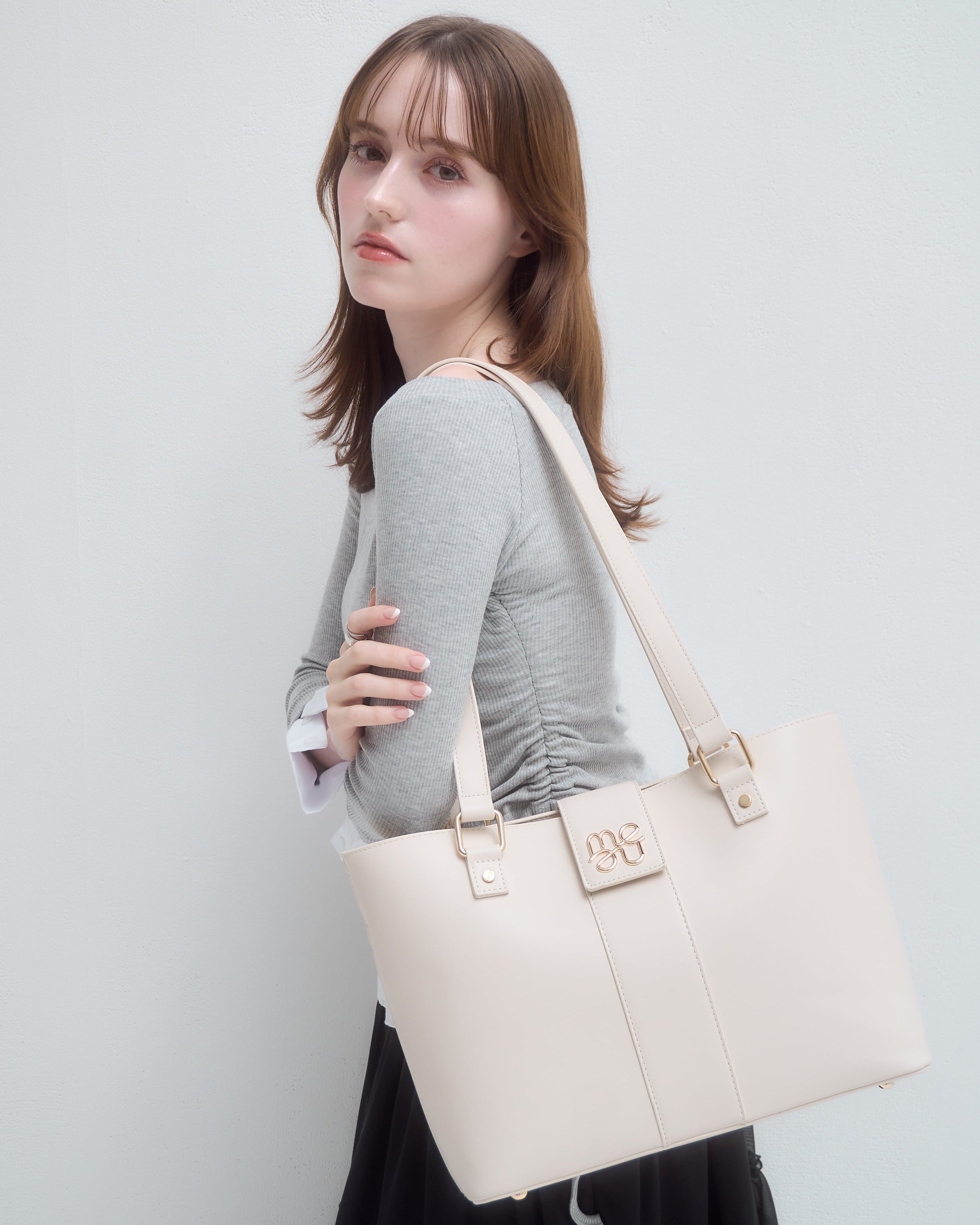 2wayA4ロゴベルトバッグ｜MELLOWNEON (メロウネオン) 公式サイト